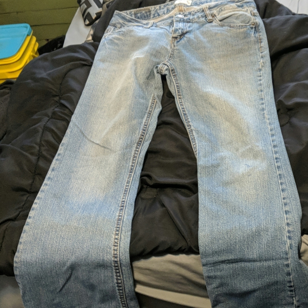 Women's jeans